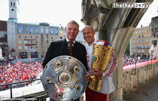 Bayern Munich tổ chức ăn mừng hoành tráng Bayern Munich, ăn mừng hoành tráng, Bayern Munich ăn mừng,Bayern Munich diễu hành,Đĩa bạc, Cúp QG Đức,Bundesliga,Bóng đá Đức, Hùm Xám xứ Bavaria