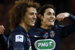 Sau vụ đánh bom, Luiz và Cavani không muốn về PSG Sau vụ đánh bom, Luiz và Cavani không muốn về PSG