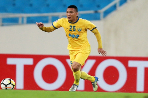 Văn Hiếu được AFC vinh danh trong đội hình tiêu biểu bóng đá Việt Nam, AFC Cup, Bùi Văn Hiếu, FLC Thanh Hóa