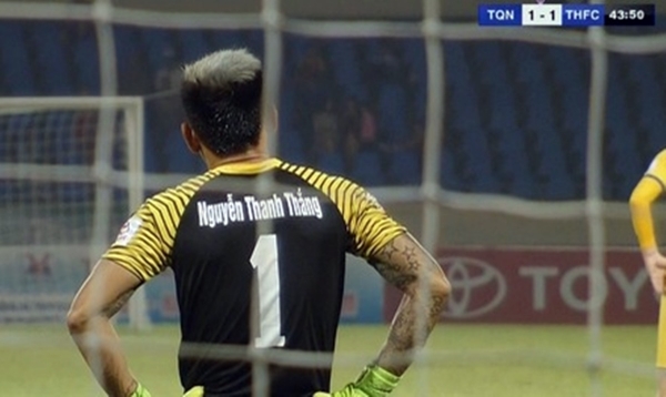 Thủ môn Thanh Thắng trải lòng sau sai lầm khó tin Mourinho, Herrera, Man Utd, Chu Đình Nghiêm, Hà Nội FC, V.League, Thanh Thắng, FLC Thanh Hóa