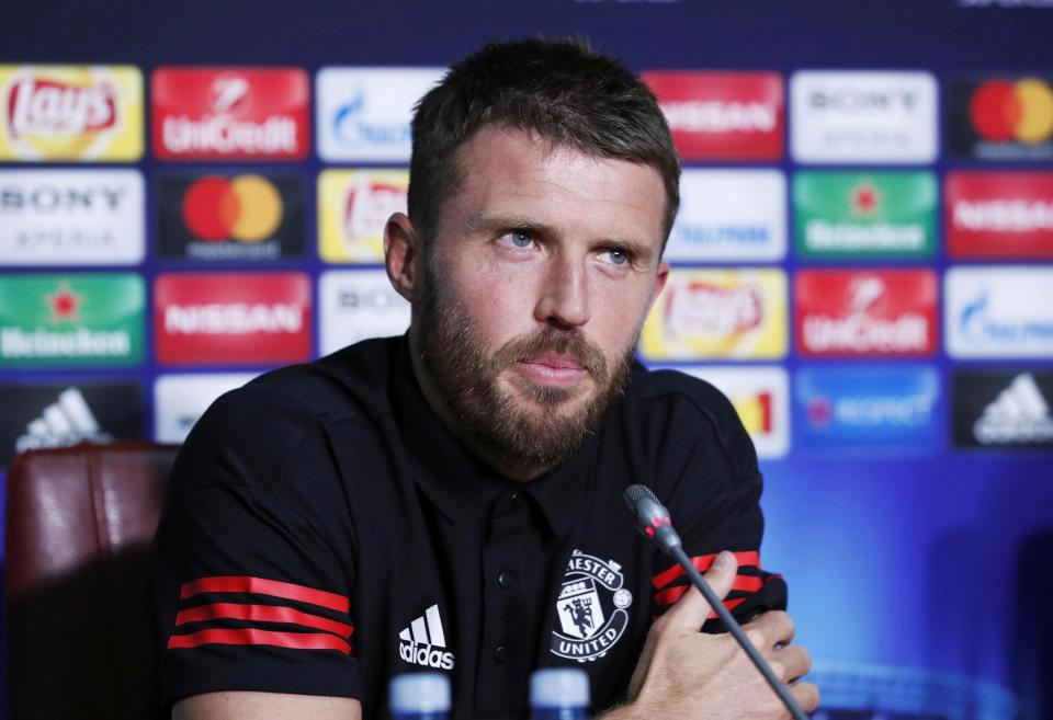 Michael Carrick vắng mặt vì gặp vấn đề tim mạch Pogba, Carrick, MU, tin tức MU, Man Utd