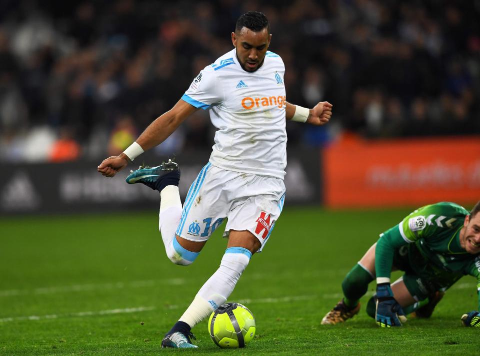 Payet khiến thủ môn đối phương rời sân bằng cáng Payet, Dimitri Payet