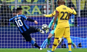 Thua đội hình B của Barca, Inter tự loại mình khỏi Cúp C1 Thua đội hình B của Barca, Inter tự loại mình khỏi Cúp C1