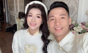 Bùi Tiến Dũng mừng tuổi vợ 230 triệu đồng dịp tết Canh Tý Bùi Tiến Dũng mừng tuổi vợ 230 triệu đồng dịp tết Canh Tý