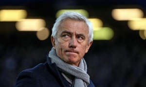 UAE chính thức sa thải HLV Bert van Marwijk UAE chính thức sa thải HLV Bert van Marwijk