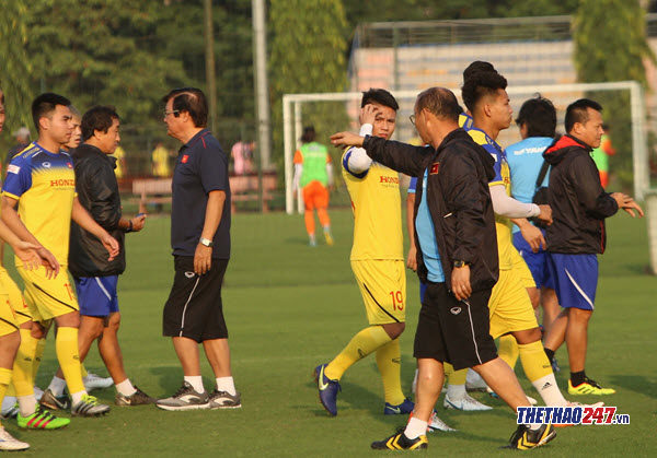 HLV Park Hang Seo giành được nhiều thành công khi dẫn dắt tuyển Việt Nam. Ảnh: Văn Hải HLV Park Hang Seo, Lee Dong Jun, VFF, đàm phán hợp đồng. Việt Nam