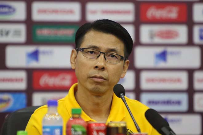 HLV Tan Chang Hoe không trả lời phỏng vấn sau trận Việt Nam vs Malaysia vì bị đau đầu Việt Nam, Malaysia, Việt Nam vs Malaysia, Tan Chang Hoe, Tan Chang Hoe đau đầu, vòng loại World Cup 2022