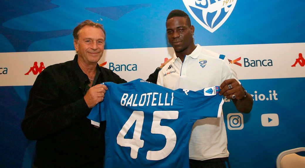 Balotelli vừa gia nhập đội bóng quê hương Brescia. Ảnh: Sportsnet Balotelli, Man City, Ballotelli trở lại Man City, Kompany, huyền thoại Man City