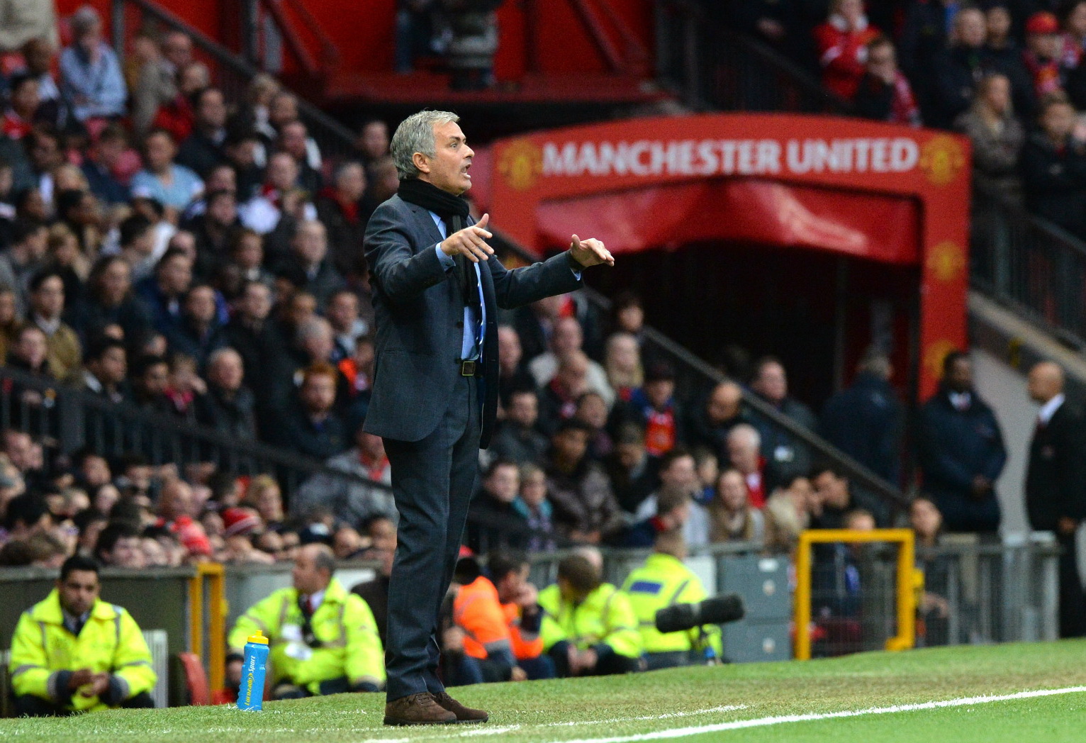 Mourinho không vui với những gì MU đang thể hiện. Ảnh: Internet tin tức MU, Mourinho, Solskjaer, MU, MU thua West Ham, Ngoại hạng Anh, Man Utd