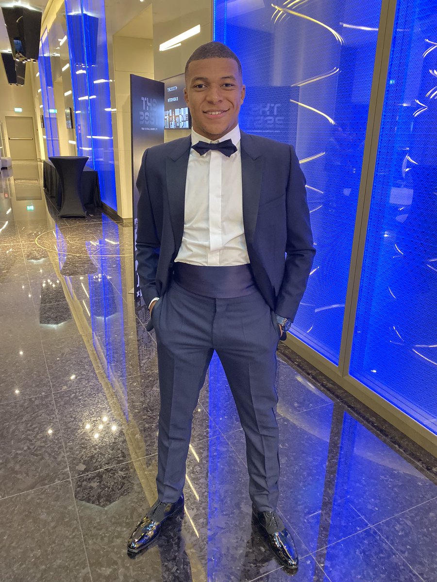 Mbappe cũng đã góp mặt. Ảnh: Twitter FIFA The Best, trực tiếp FIFA The Best, kết quả FIFA The Best, Ronaldo, Messi, Van Dijk