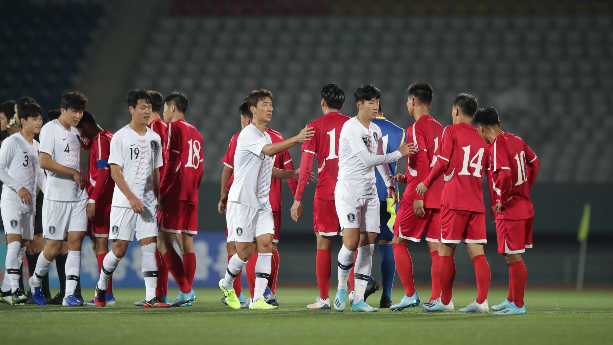 Triều Tiên và Hàn Quốc hòa nhau không bàn thắng. Ảnh: Koreatimes Vòng loại World Cup 2022, Triều Tiên vs Hàn Quốc, chủ tịch FIFA thất vọng với Triều Tiên, Hàn Quốc, VL World Cup, Triều Tiên