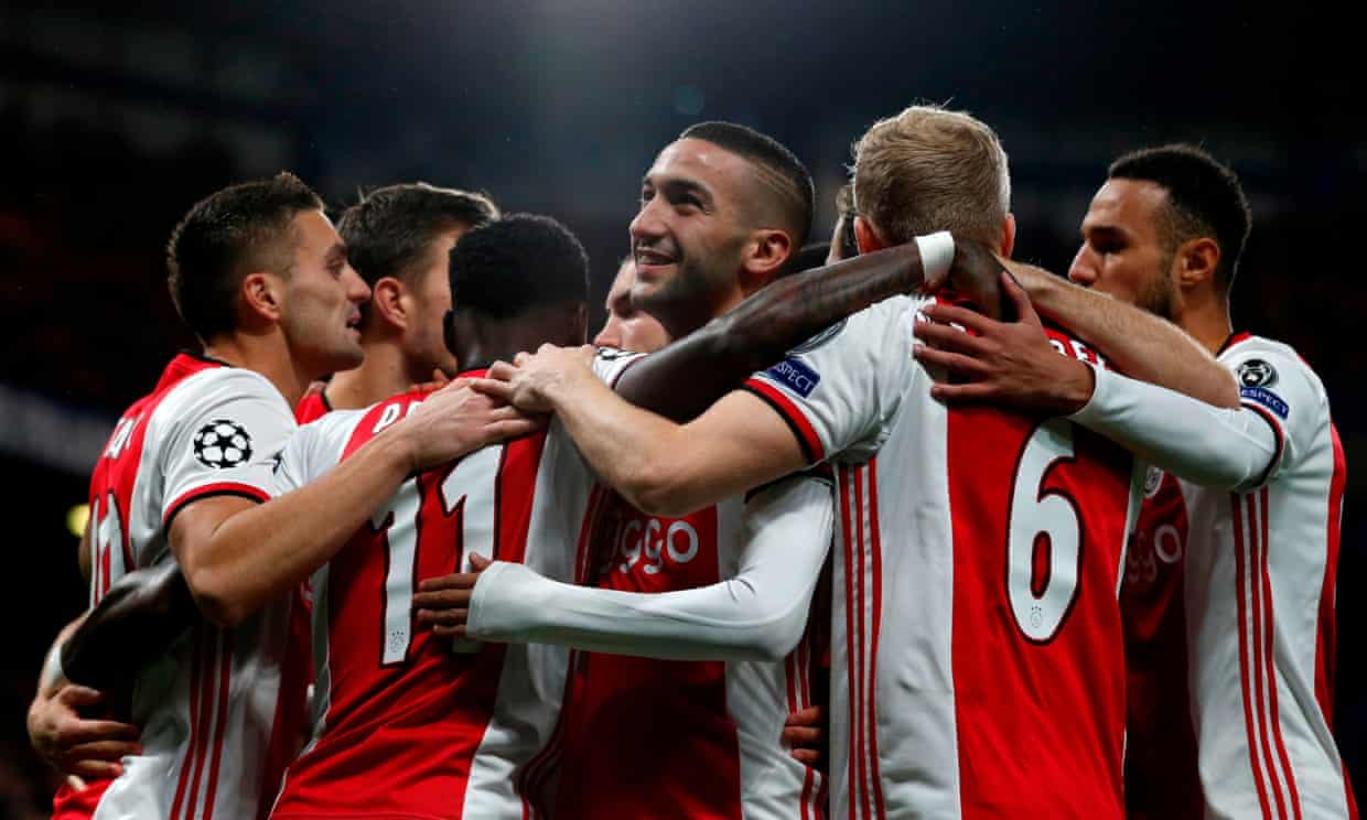 Ajax mở tỷ số từ rất sớm. Ảnh: The Guardian Trực tiếp Chelsea vs Ajax, Chelsea vs Ajax, trực tiếp cúp c1, cúp c1, Chelsea, Ajax, Champions League