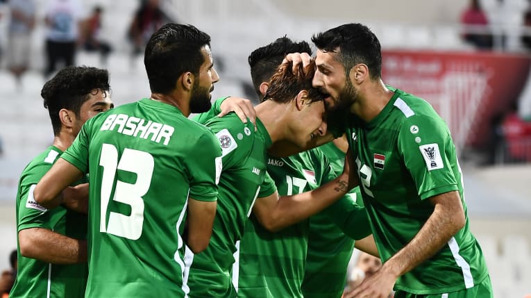 Iraq xuất sắc hạ gục Iran trên sân nhà. Ảnh: Internet Iraq vs Iran, Iran thua, kết quả vòng loại World Cup 2022, VL World Cup, Iraq, Iran, đội bóng số 1 châu Á