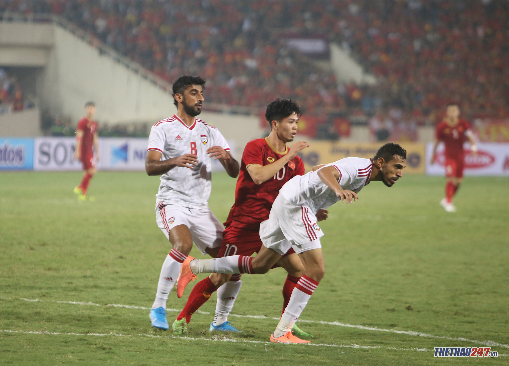 ĐT Việt Nam gây ấn tượng mạnh khi đánh bại UAE. Ảnh: Văn Hải kết quả vòng loại World Cup 2022, VL World Cup, Việt Nam 1-0 UAE, CĐV châu Á, Thái Lan, Trung Quốc