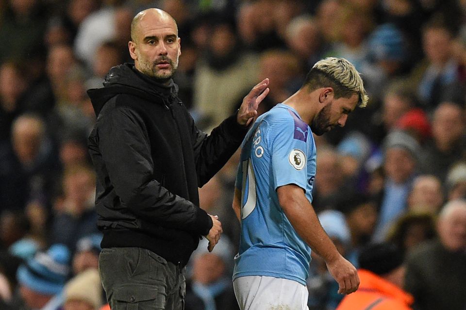 Man City đang hụt hơi trong cuộc đua vô địch. Ảnh: Skysport. mancity mu quy do troi day