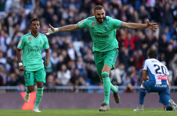Benzema đang là điểm tựa tren hàng công của Real. Ảnh: Getty brugge vs Real