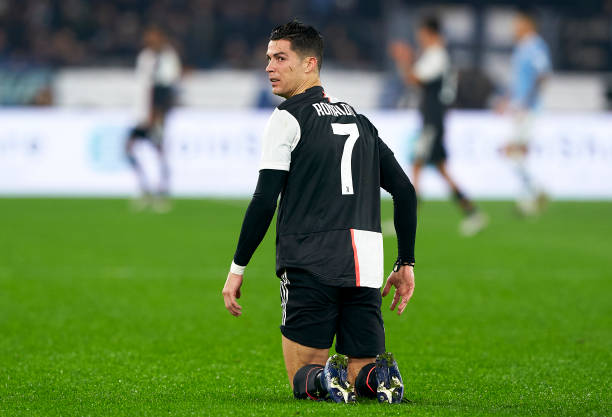 Ronaldo không thể cứu Juventus khỏi một trận thua. Ảnh: Getty. lazio vs juventus