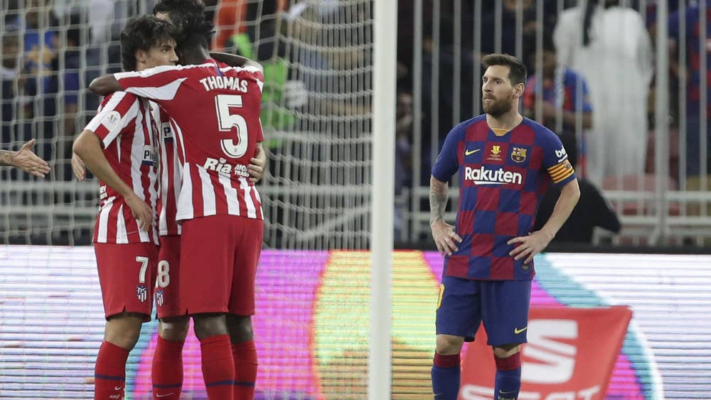 Barca đã có một trận thua cay đắng. Ảnh: Getty messi hoolgan