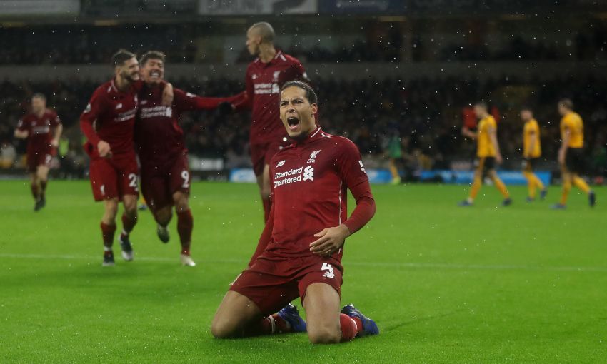 Liverpool thắng nhẹ nhàng 2-0 trên sân của Wolves Ngoại hạng Anh, Man United, Chelsea, Man City, Liverpool