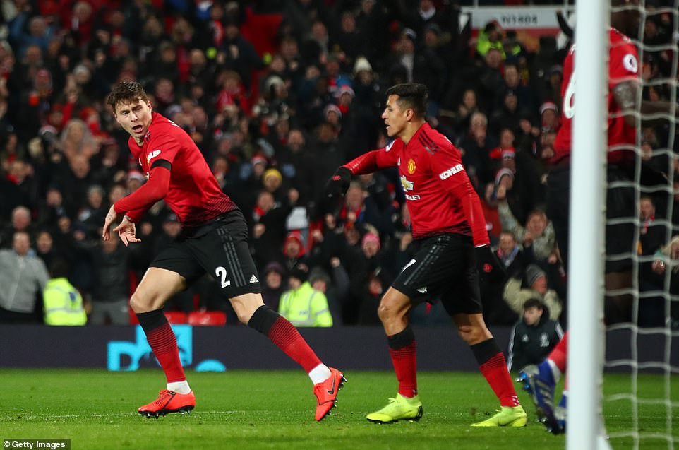 Lindelof giúp MU thoát thua Chấm điểm MU vs Burnley, kết quả MU vs Burnley, MU vs Burnley, Man United, Lindelof, Pogba