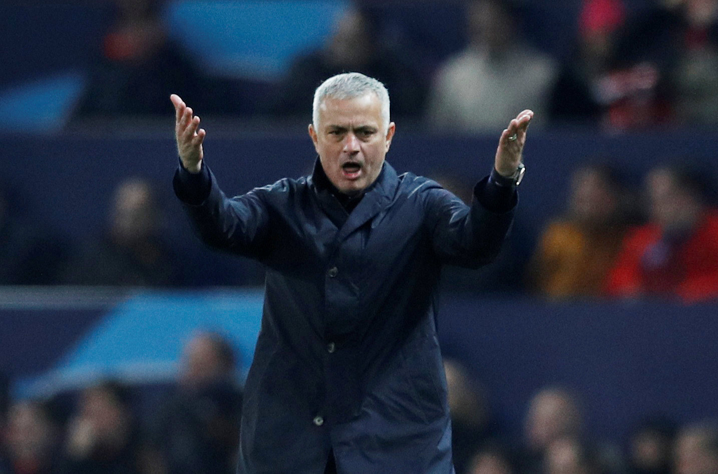 Mournho gần như 100% sẽ trở lại Real Mourinho, Mourinho trở lại Real, Mourinho Real, Jose Mourinho, Real vs Ajax, HLV Real, real sa thải solari