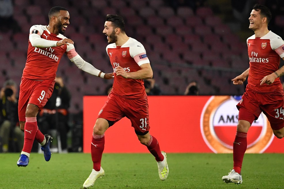 Arsenal đánh bại Napoli bán kết europa league, europa league, c2, bán kết c2, xác định europa league, kết quả europa league,