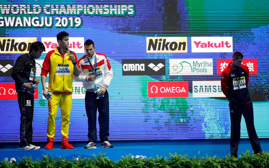 Duncan Scott từ chối chụp ảnh với Sun Yang trung quốc, sun yang, tôn dương, bơi thế giới, kình ngư trung quốc, vô địch thế giới, tẩy chay, trung quốc vô địch,