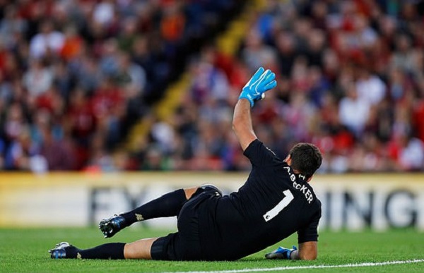 Thủ thành Alisson dính chấn thương Kết quả Ngoại hạng Anh, Liverpool 4-1 Norwich, ket qua Liverpool 4-1 Norwich, ti so Liverpool 4-1 Norwich