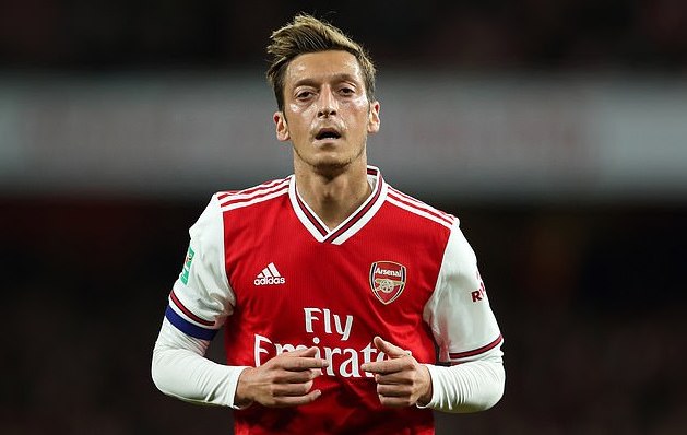 Ozil tính rời Arsenal. Ảnh: Getty Tin chuyển nhượng mới nhất, Tin chuyển nhượng hôm nay, Tin chuyển nhượng mu, Tin chuyển nhượng bóng đá ngày 12/10