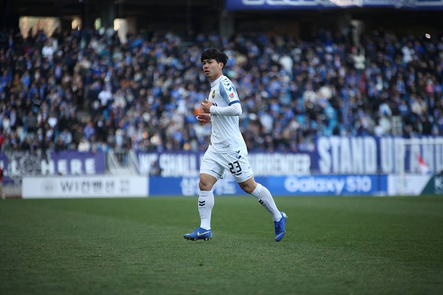 Công Phượng nhiều khả năng sẽ đá chính cho Incheon Utd