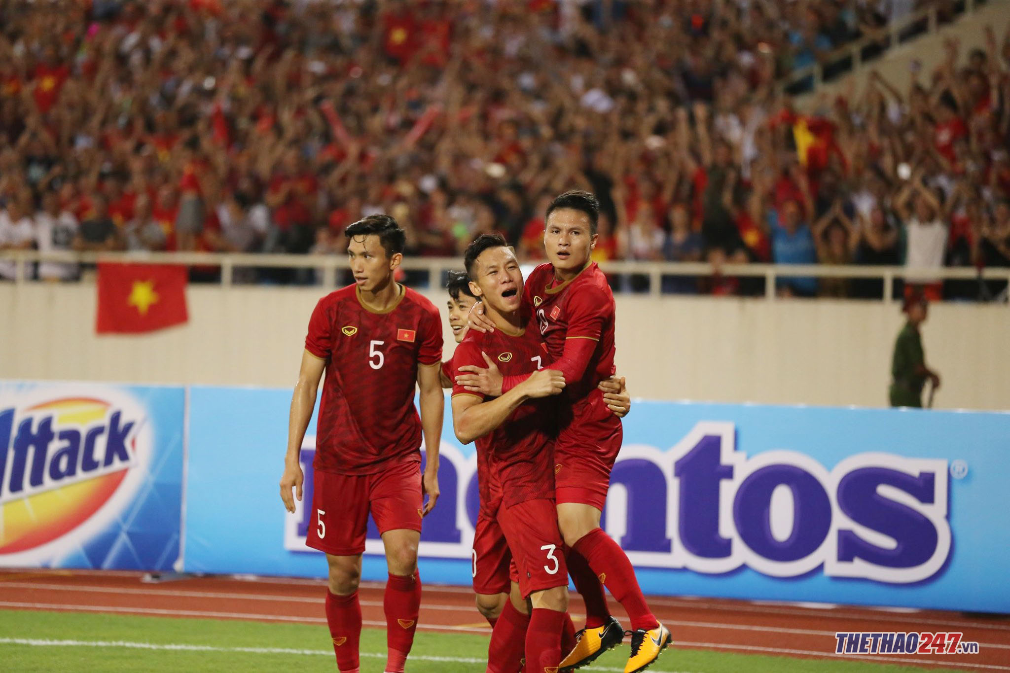 Các CLB V.League có đóng góp lớn vào thành công của ĐT Việt Nam (ảnh: Kiên Lê)