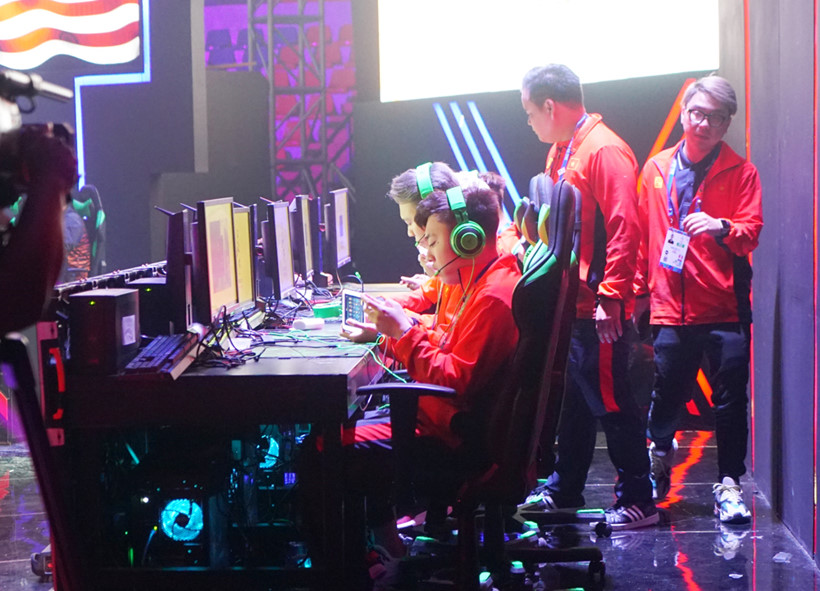 Đội tuyển Liên quân mobile Việt Nam (ảnh: Thanh Niên)