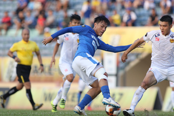 Mạc Hồng Quân phải nhận 2 án phạt nguội Mạc Hồng Quân, V-League 2019, V League, v league, vòng 7 vleague, Vòng 7 V League