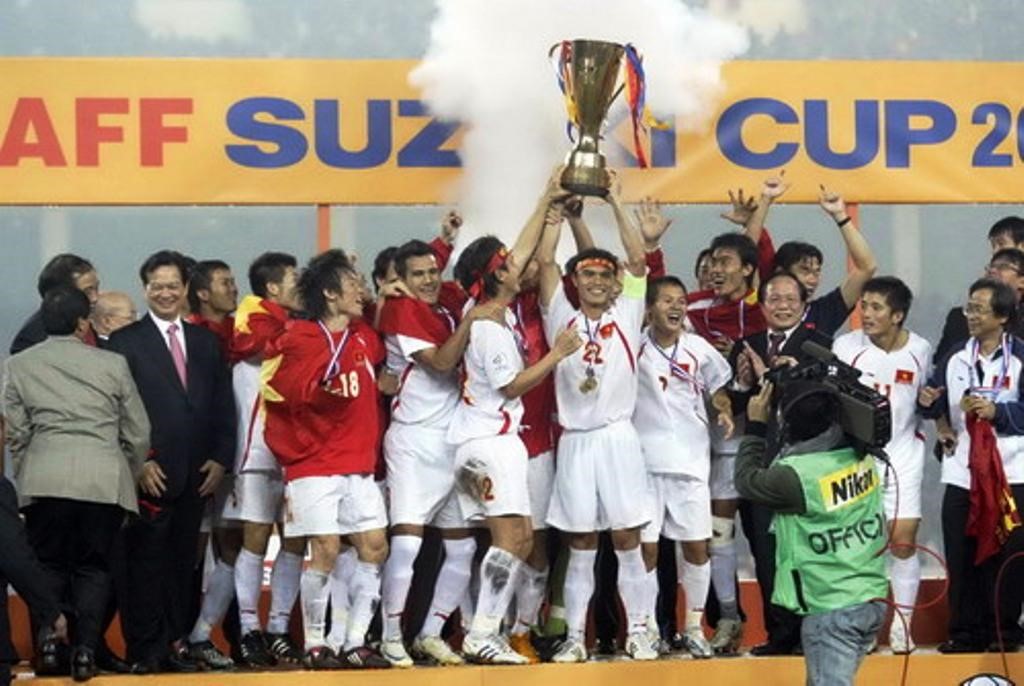 Đội hình thua Thái Lan tại King's Cup 2006 đã vô địch AFF Cup 2 năm sau đó King's Cup, Việt Nam vs Thái Lan, đội tuyển Việt Nam, đội tuyển Thái Lan, viet nam vs thai lan