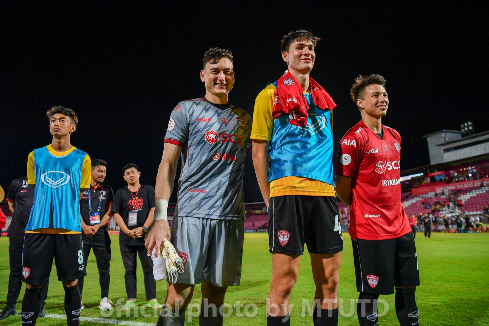 Đặng Văn Lâm đang có phong độ rất cao Đặng Văn Lâm, Văn Lâm Muangthong, Muangthong United, Thai League, dang van lam