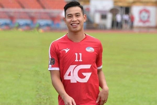 Việt Phong đang thi đấu rất hay trong màu áo Viettel việt nam vs malaysia, vòng loại world cup 2022, hlv park hang seo, tuấn anh, quang hải