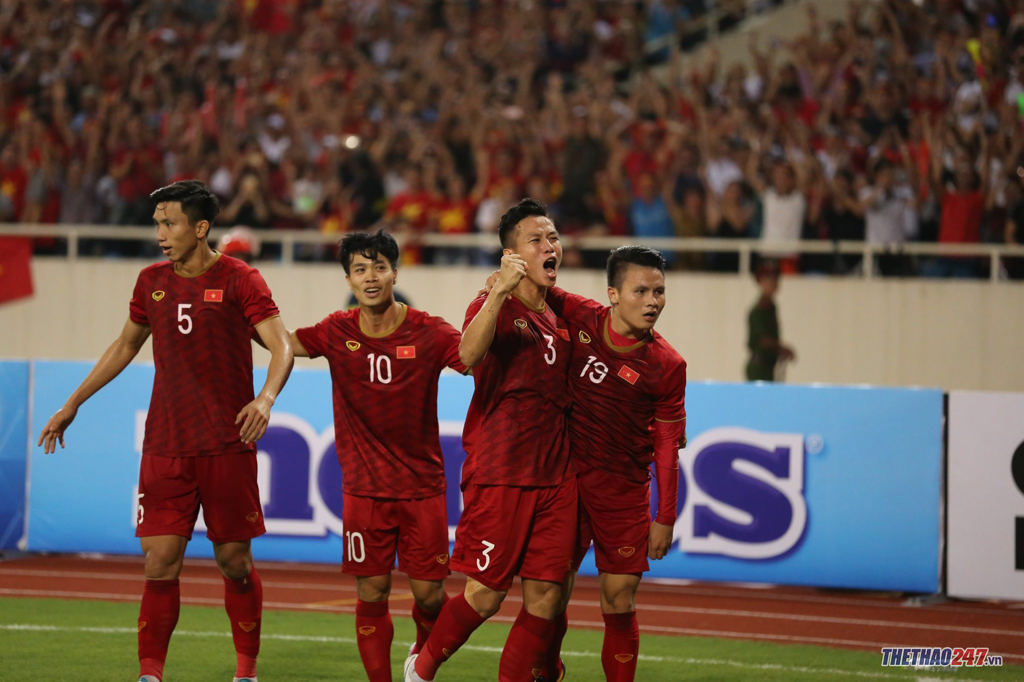 Indonesia và Việt Nam đang thể hiện 2 bộ mặt trái ngược ở vòng loại World Cup 2022. Ảnh: Kiên Lê Indonesia vs Việt Nam, việt nam vs indonesia, nhận định indonesia vs việt nam, nhận định việt nam vs indonesia