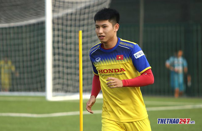 Trọng Hùng từng bị loại trước trận đấu gặp Indonesia. Ảnh: Kiên Lê Việt Nam vs UAE, việt nam vs thái lan, vòng loại world cup 2022, hlv park hang seo, tuấn anh, quang hải