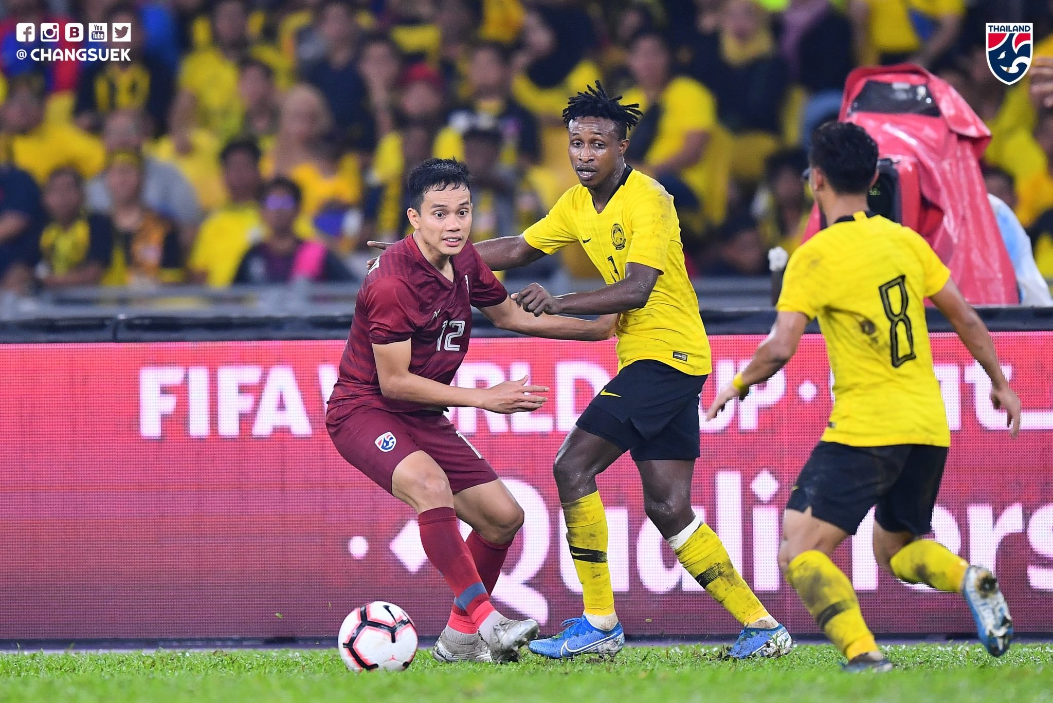 Thái Lan tiếp tục ôm hận khi làm khách ở Bukit Jalil. Ảnh: FB ĐT Thái Lan Malaysia 2-1 Thái Lan, kết quả malaysia vs thái lan, hlv tan cheng hoe, hlv akira nishino