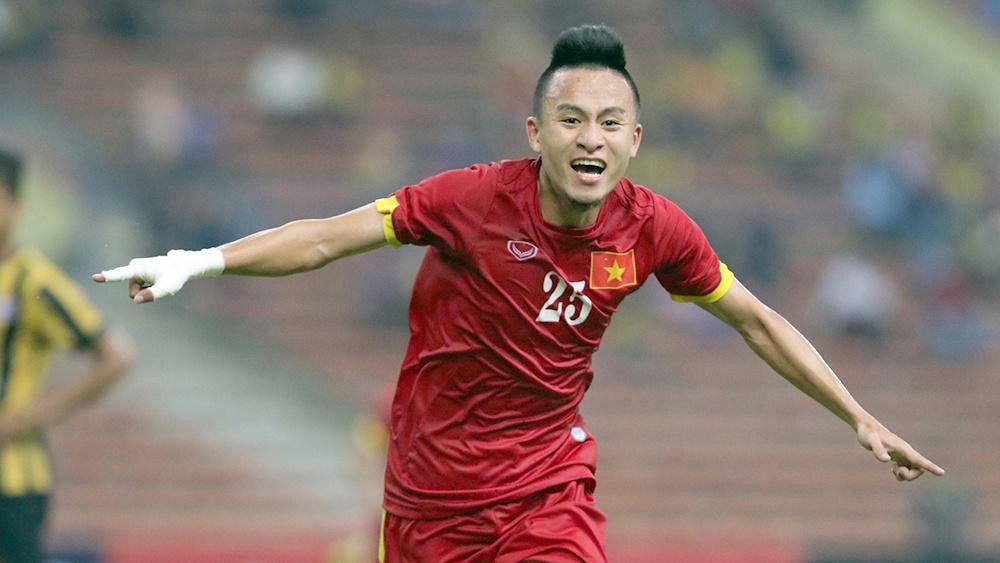 Võ Huy Toàn có tên trong danh sách triệu tập sơ bộ của HLV Park Hang Seo chuyển nhượng v-league 2020, cập nhật chuyển nhượng v-league, tin chuyển nhượng v-league, v-league 2019