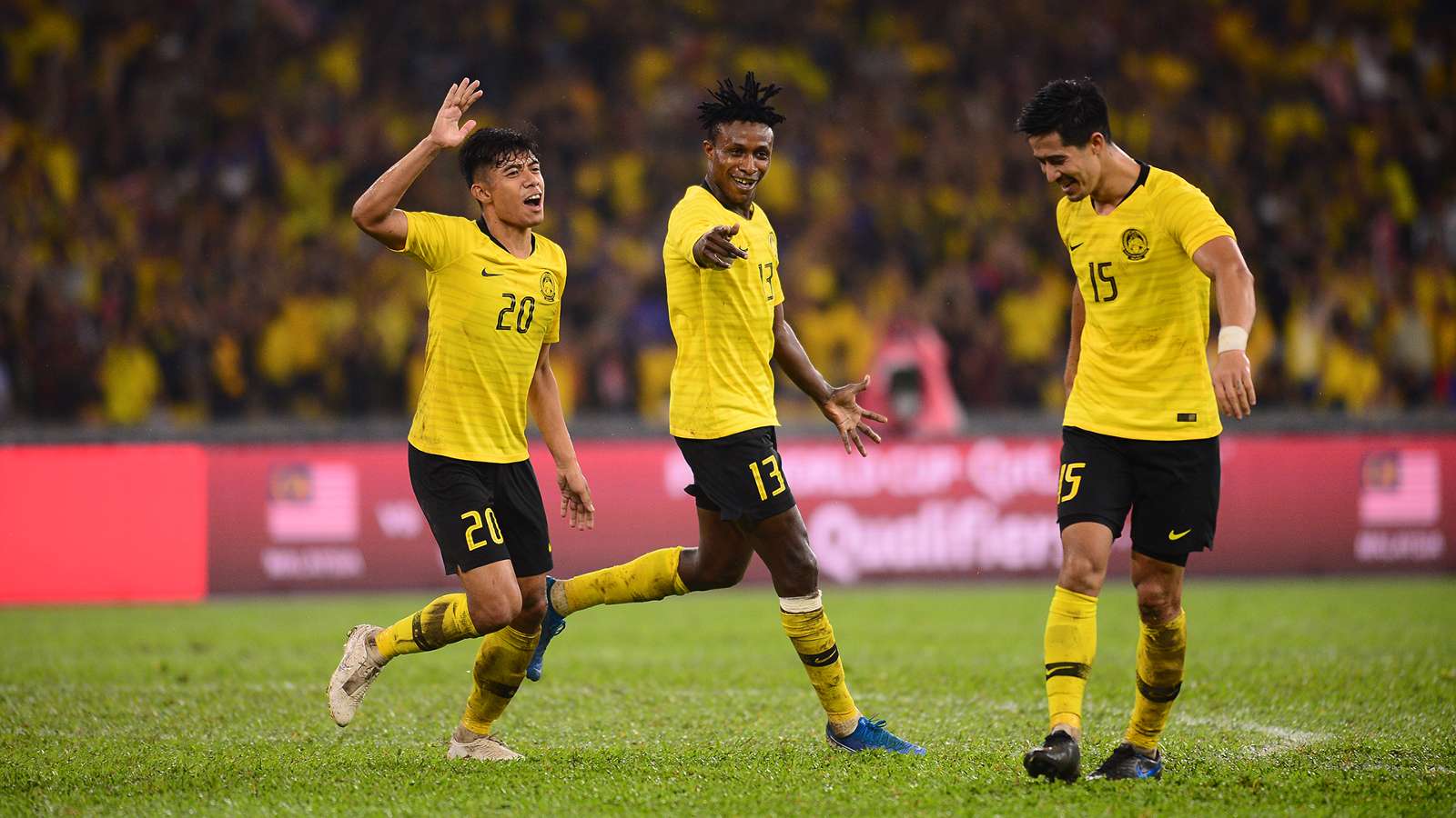 Malaysia đang trở lại cuộc đua một cách mạnh mẽ malaysia 2-0 indonesia, vòng loại world cup 2022, việt nam 0-0 thái lan, video malaysia vs indonesia