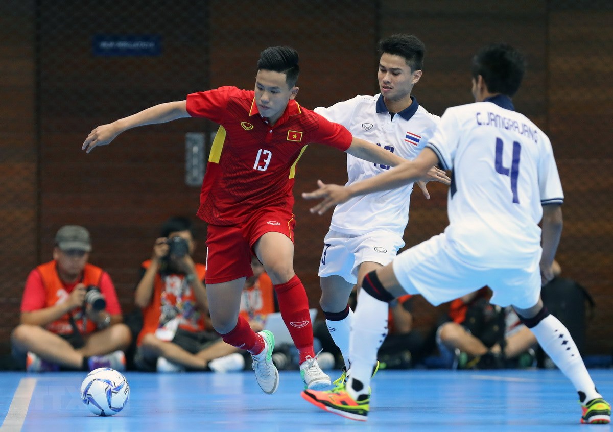 Đội tuyển Futsal Việt Nam giành quyền tham dự vòng chung kết Futsal châu Á 2020 sau khi đánh bại Myanmar doi tuyen futsal viet nam