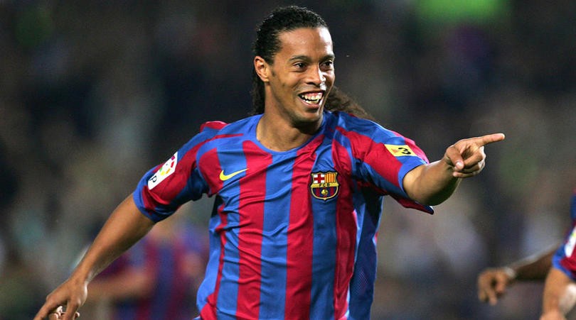 Ronaldinho là một trong những cầu thủ xuất sắc nhất ở thế hệ của anh ronaldinho, ronaldinho trở lại, ronaldinho trở lại ở tuổi 39, ronaldinho khoác áo Birkirkara , ronaldinho brazil, ronaldinho 2019