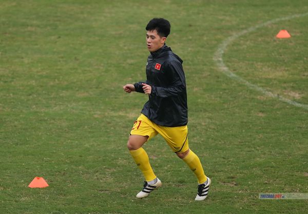 Trần Đình Trọng thừa nhận đang nỗ lực giảm cân. Ảnh: Ngọc Bảo V-League 2019, Hà Nội FC, AFF Cup 2018, U23 châu Á 2020,