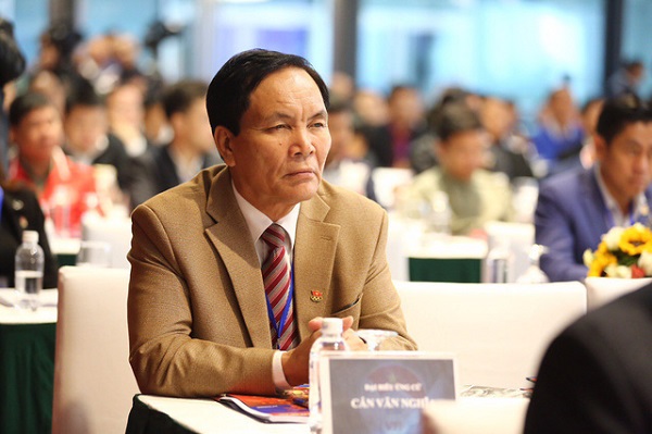 Ông Cấn Văn Nghĩa nộp đơn xin từ chức PCT tài chính VFF cấn văn nghĩa, pct vff, bầu đức, vff