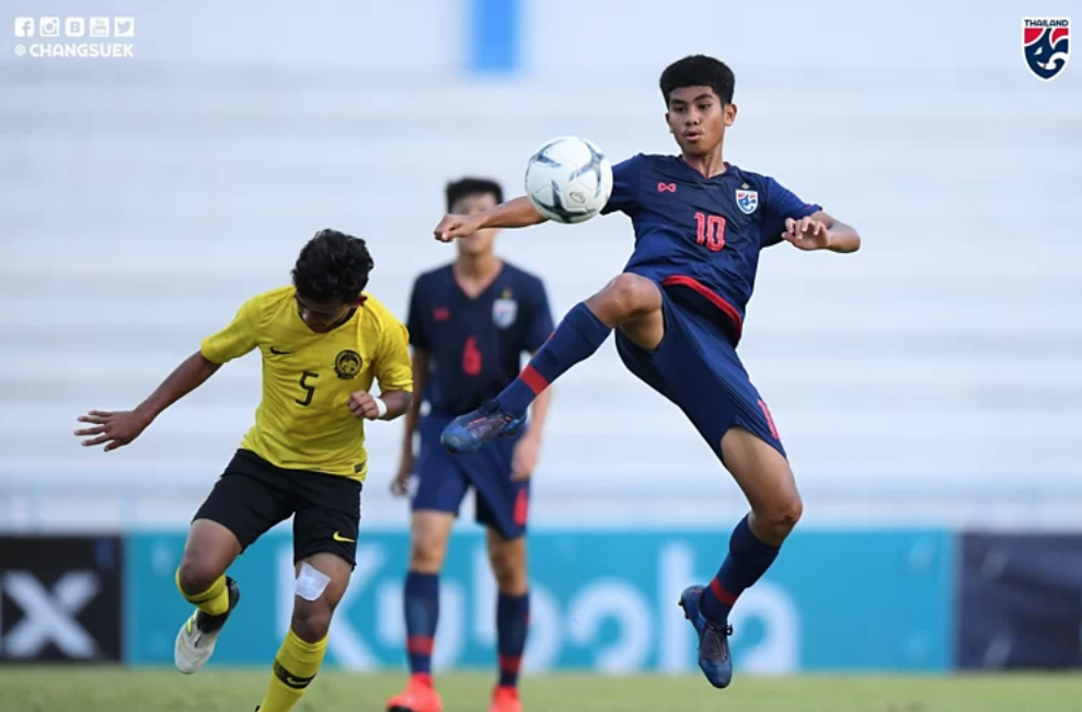 U15 Thái Lan đánh người, để lại hình ảnh xấu xí ở giải U15 Đông Nam Á u15 thai lan, cau thu u15 thai lan, fat, u15 malaysia, u15 thai lan