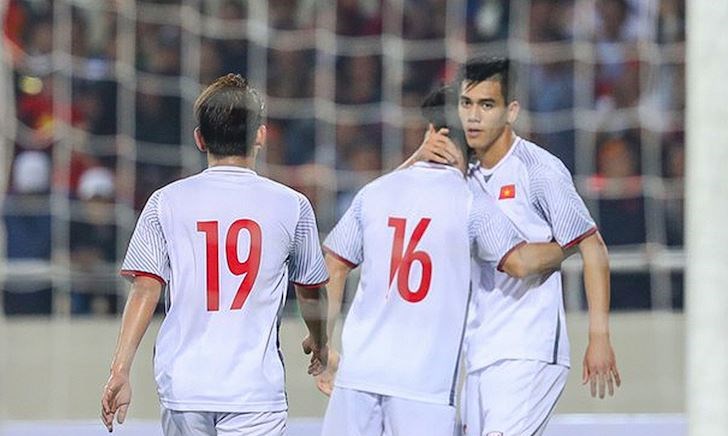 Tiến Linh lập cú đúp trong trận giao hữu Việt Nam - Trung Quốc 8/9 cu dup hattrick