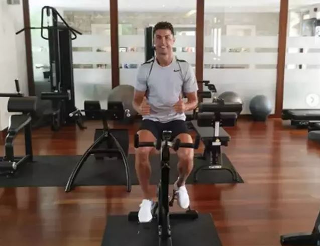 Ronaldo tập luyện thường xuyên, không chỉ khi ở CLB và đội tuyển ronaldo tap luyen
