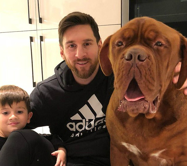 Chú chó cưng của Messi. messi bieu dien ky thuat