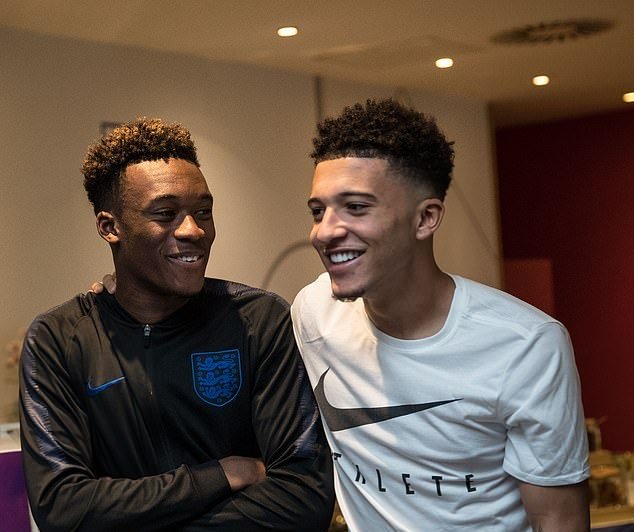 Hudson-Odoi đã hội quân với các đồng đội trên tuyển Triệu tập tuyển Anh, Hudson-Odoi lên tuyển, sao trẻ Chelsea lên tuyển, vòng loại Euro 2020, triệu tập đội tuyển quốc gia